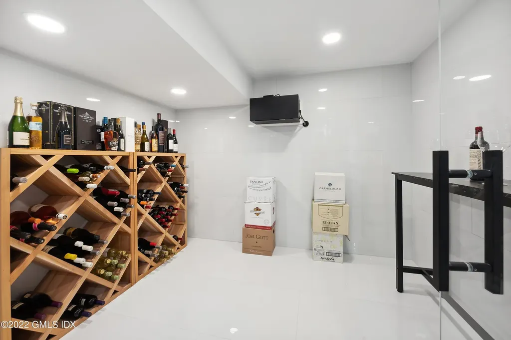 7 Drumlin Road Westport CT 06880