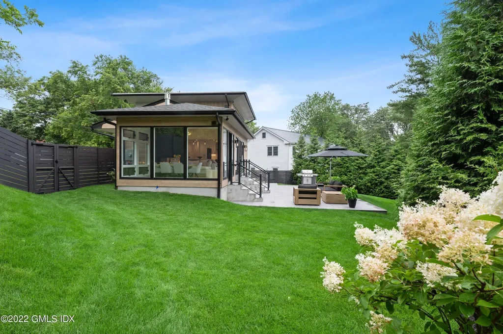 7 Drumlin Road Westport CT 06880