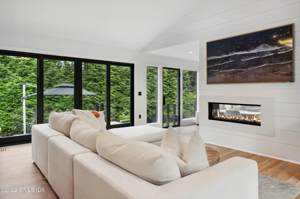 7 Drumlin Road Westport CT 06880