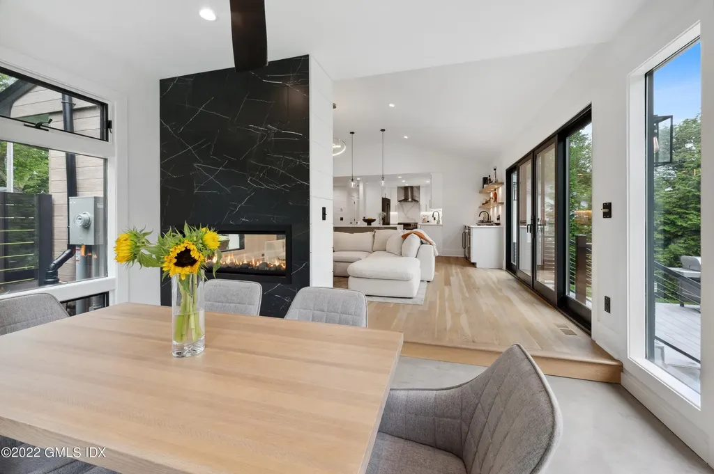 7 Drumlin Road Westport CT 06880