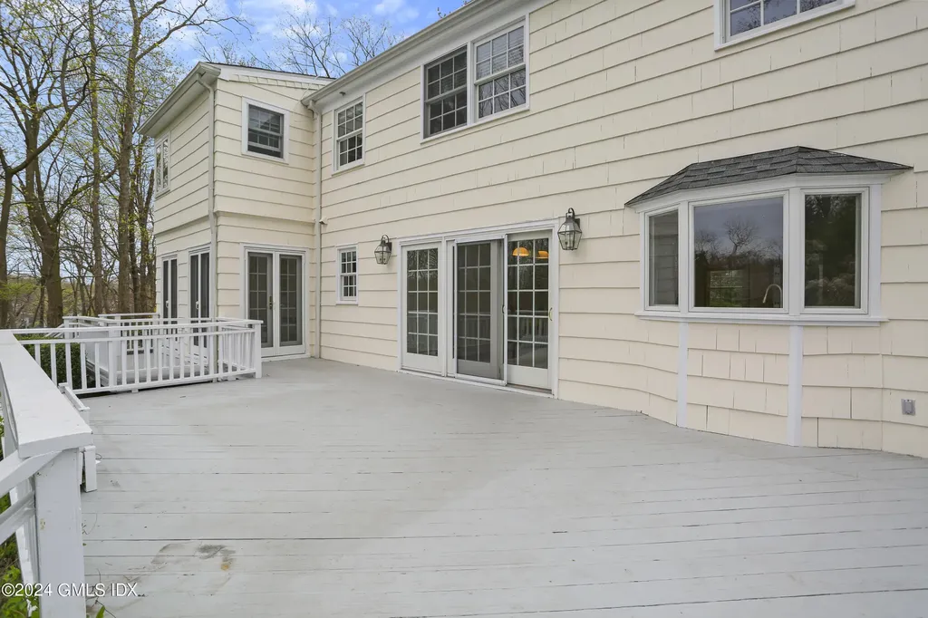 29 Verona Drive Riverside CT 06878