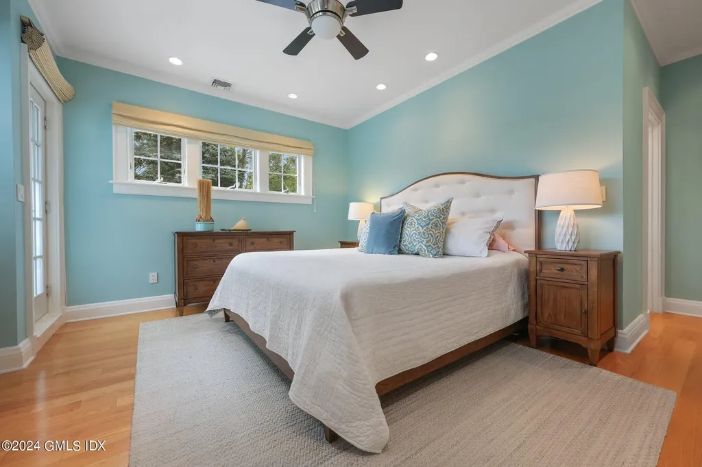 7 Heusted Drive Old Greenwich CT 06870