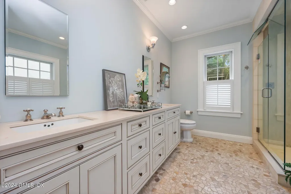 7 Heusted Drive Old Greenwich CT 06870