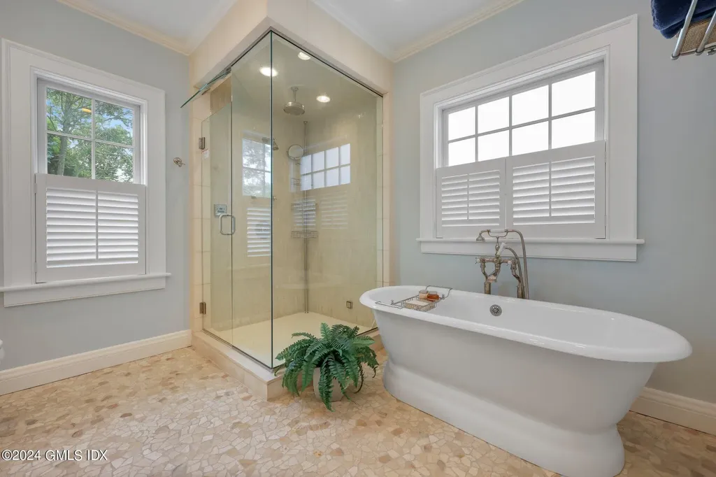 7 Heusted Drive Old Greenwich CT 06870