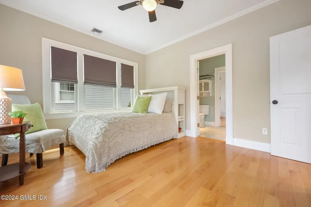 7 Heusted Drive Old Greenwich CT 06870