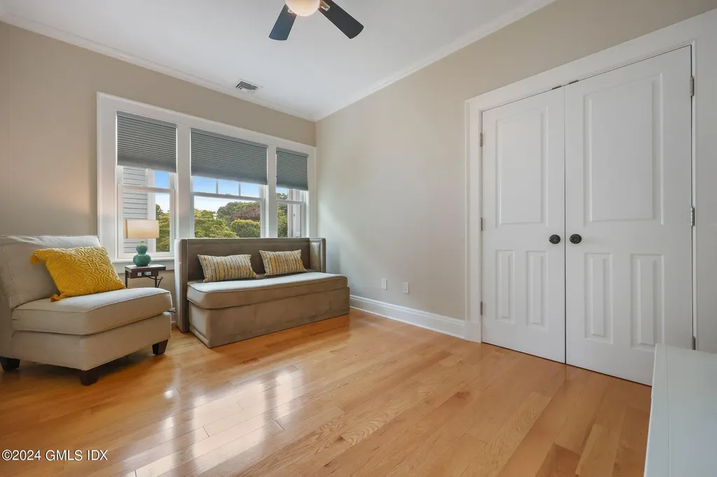 7 Heusted Drive Old Greenwich CT 06870