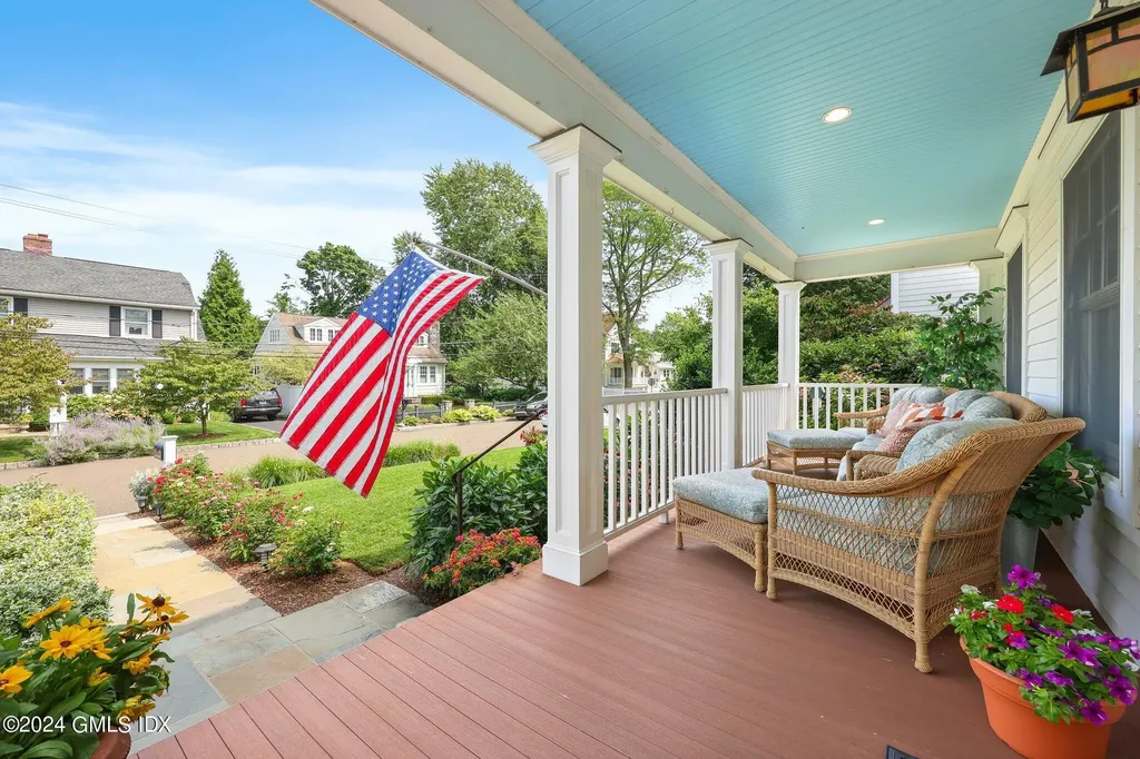 7 Heusted Drive Old Greenwich CT 06870