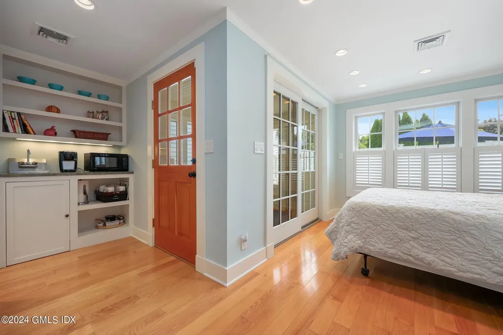 7 Heusted Drive Old Greenwich CT 06870