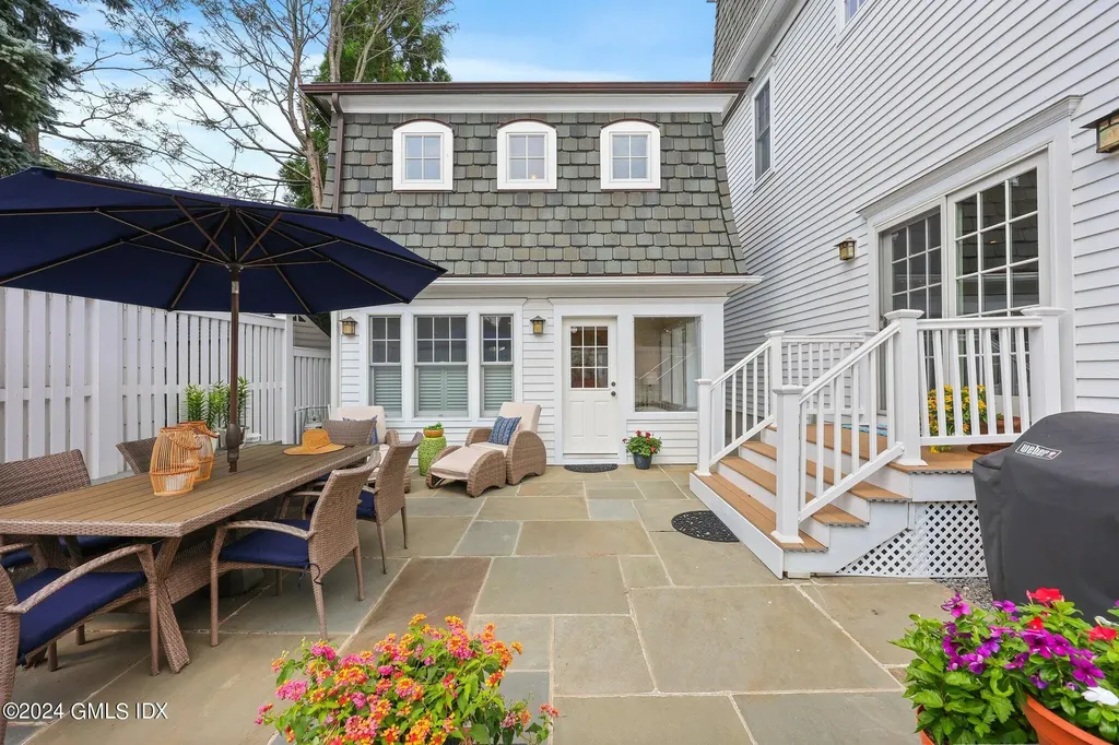 7 Heusted Drive Old Greenwich CT 06870