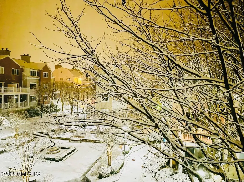 51 Forest Avenue Old Greenwich CT 06870