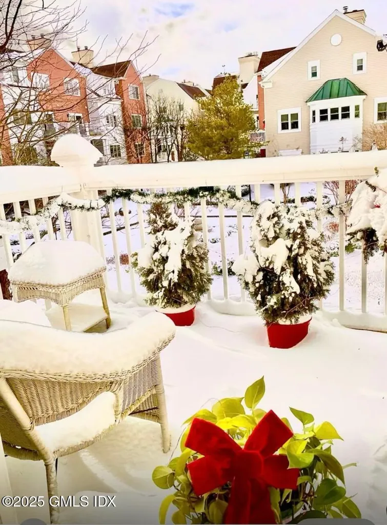 51 Forest Avenue Old Greenwich CT 06870