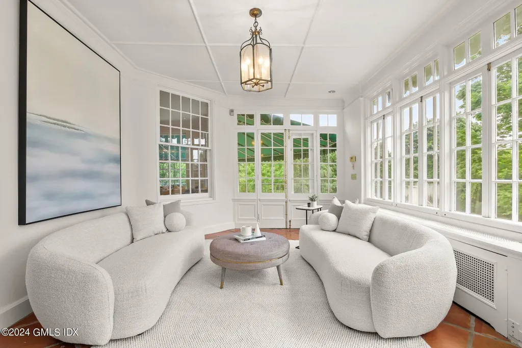 14 Meadow Drive Greenwich CT 06831