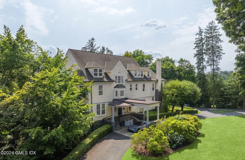 14 Meadow Drive Greenwich CT 06831