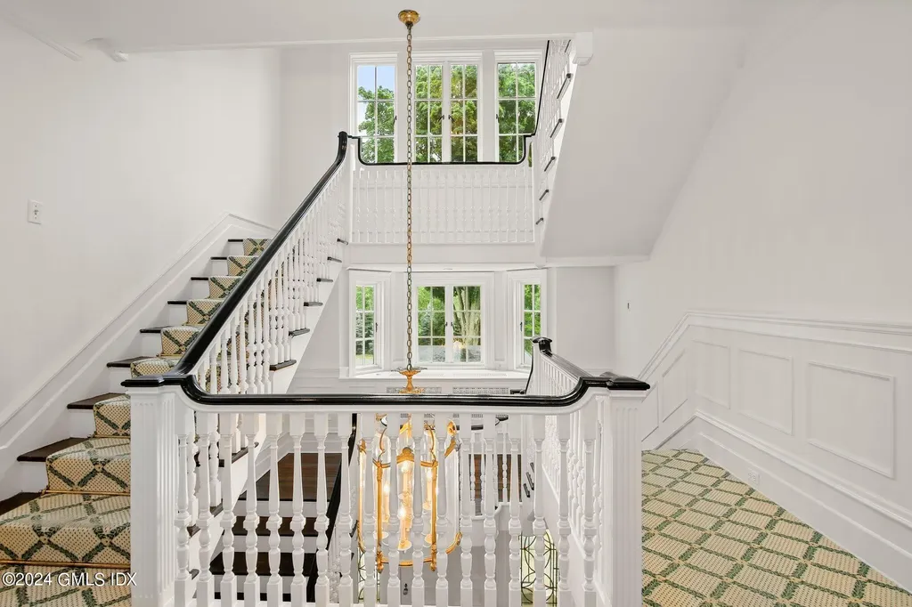 14 Meadow Drive Greenwich CT 06831