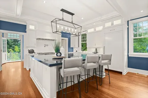 14 Meadow Drive Greenwich CT 06831
