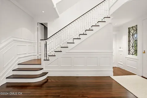 14 Meadow Drive Greenwich CT 06831