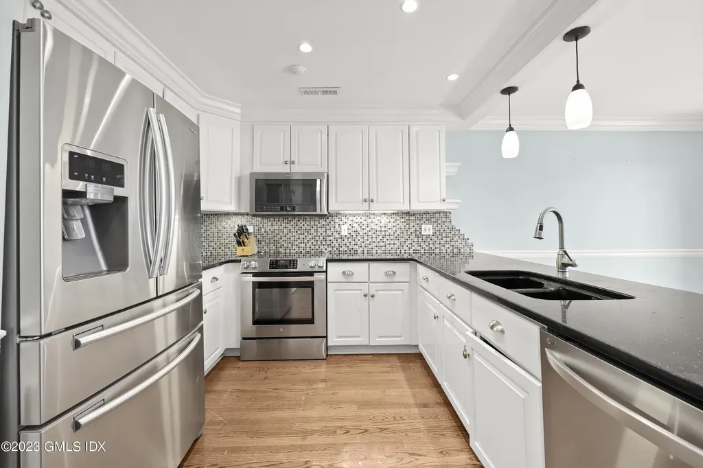 51 Forest Avenue Old Greenwich CT 06870