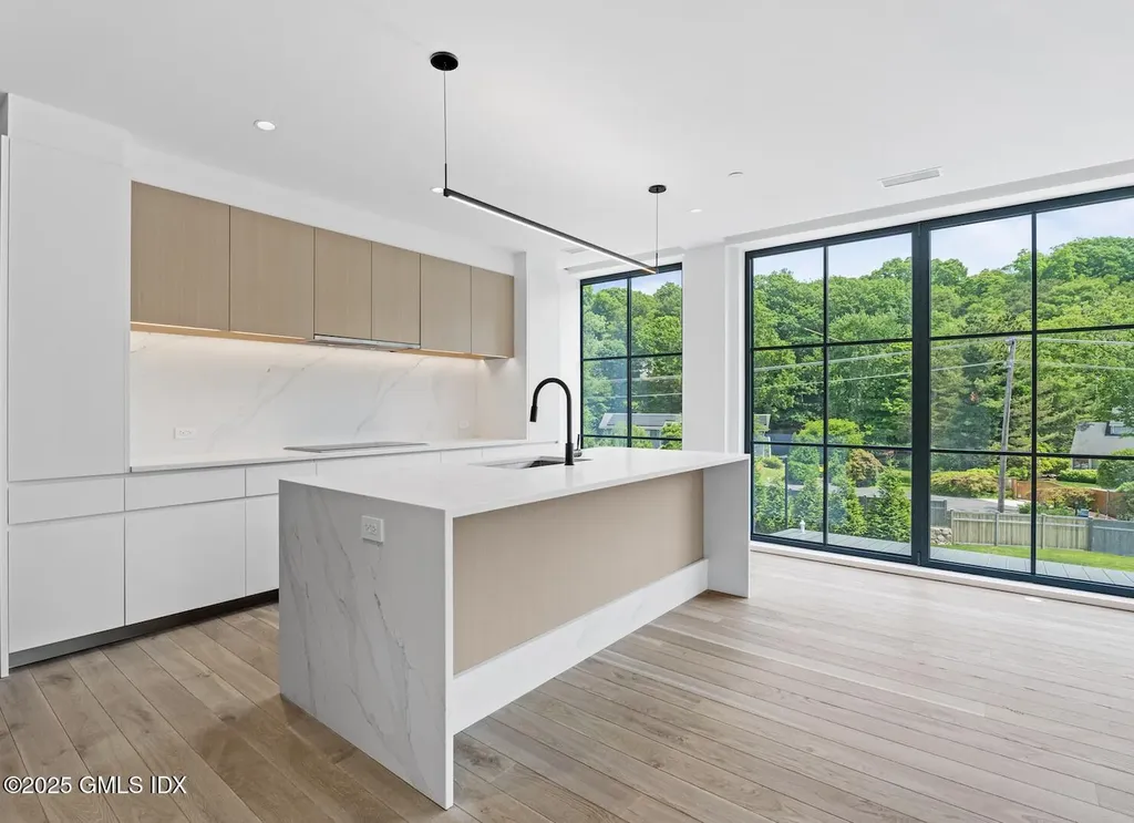 41 Richmondville Avenue Westport CT 06880