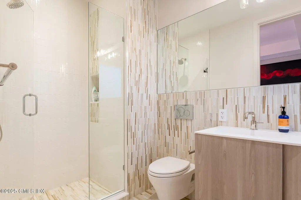 125 Field Point Road Greenwich CT 06830