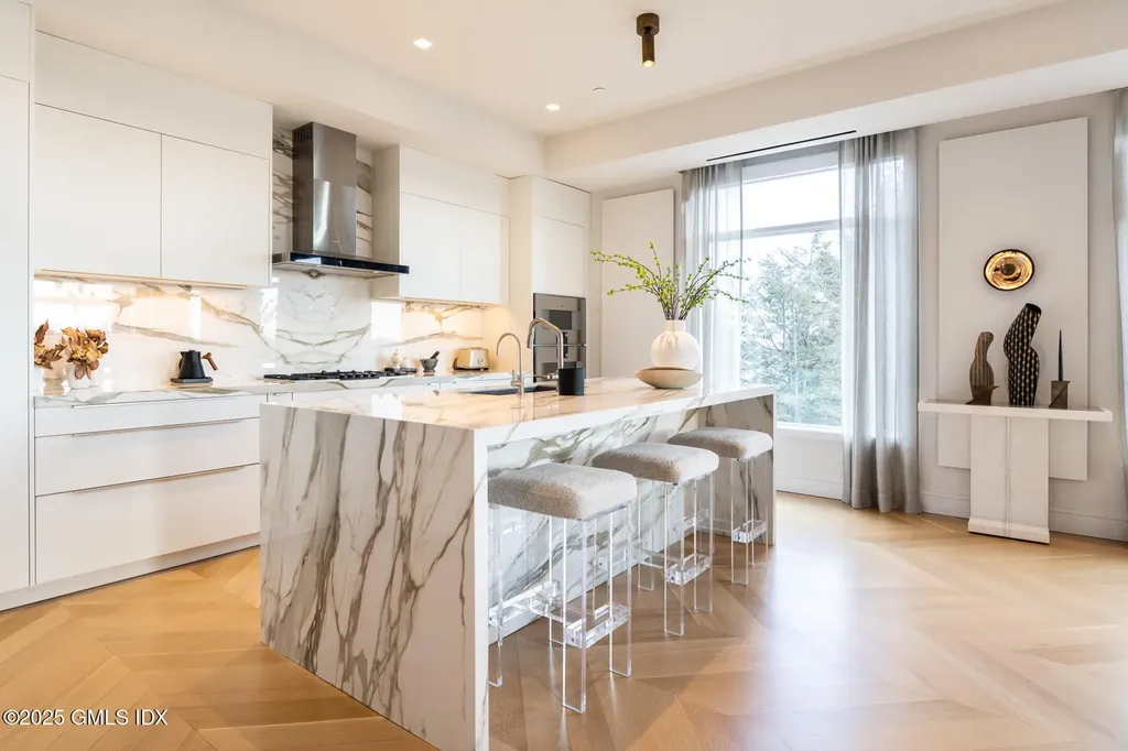 125 Field Point Road Greenwich CT 06830