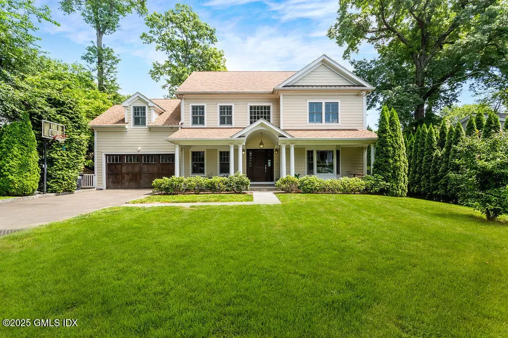 3 Elizabeth Lane Riverside CT 06878