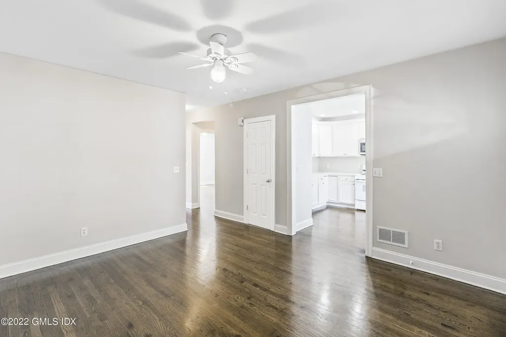 285 Davis Avenue Greenwich CT 06830