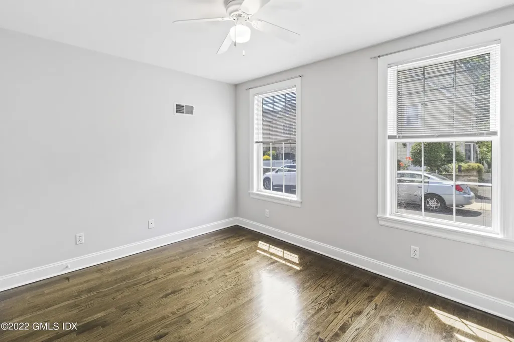 285 Davis Avenue Greenwich CT 06830