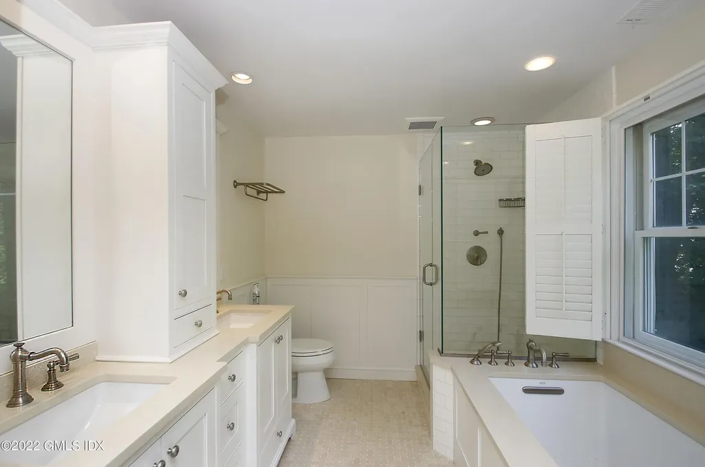 51 Forest Avenue Old Greenwich CT 06870