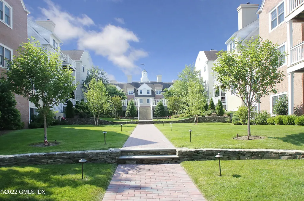 51 Forest Avenue Old Greenwich CT 06870