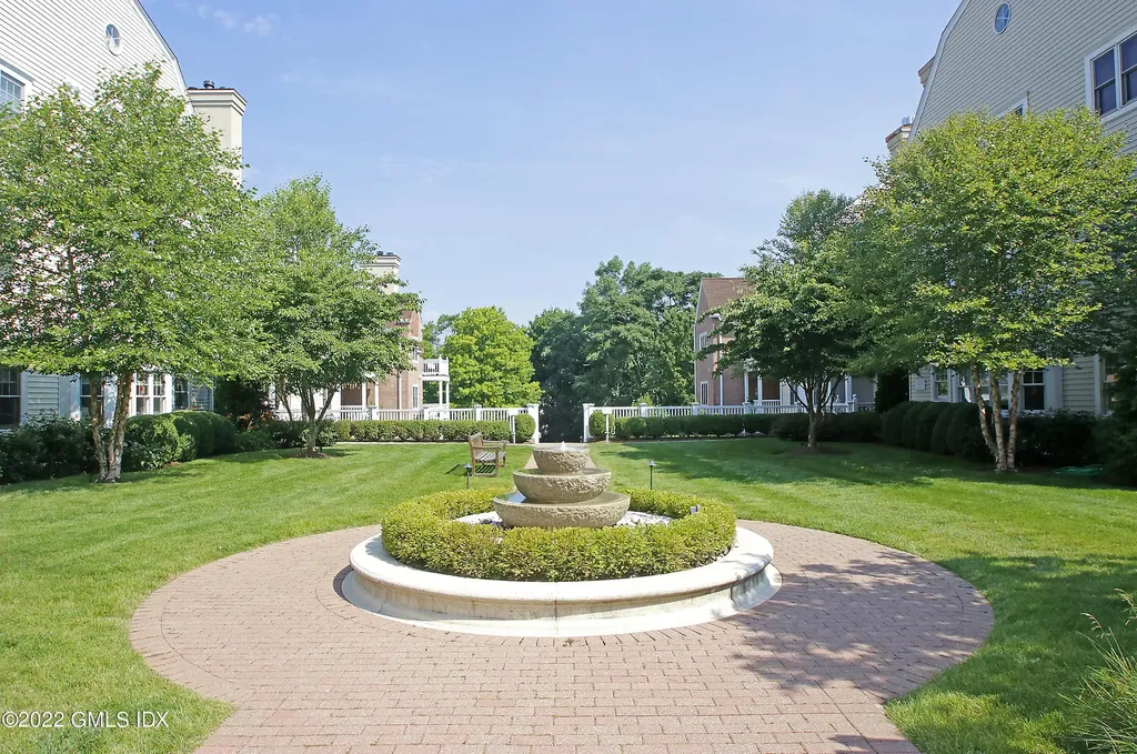 51 Forest Avenue Old Greenwich CT 06870