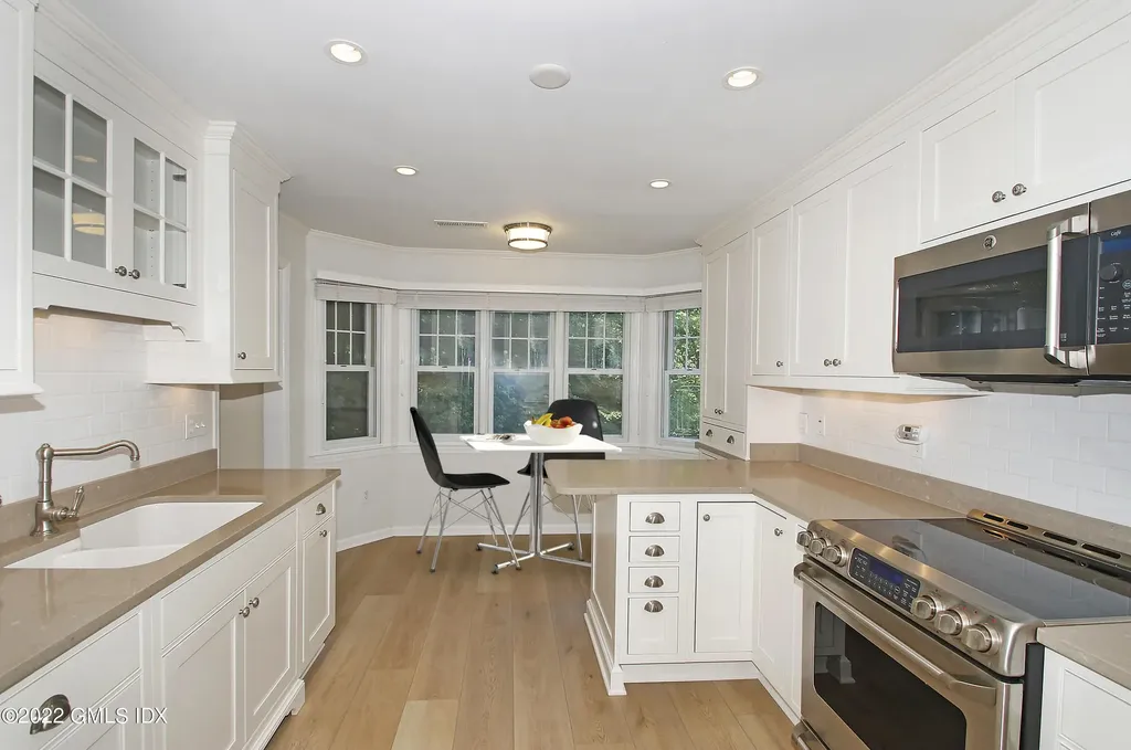 51 Forest Avenue Old Greenwich CT 06870