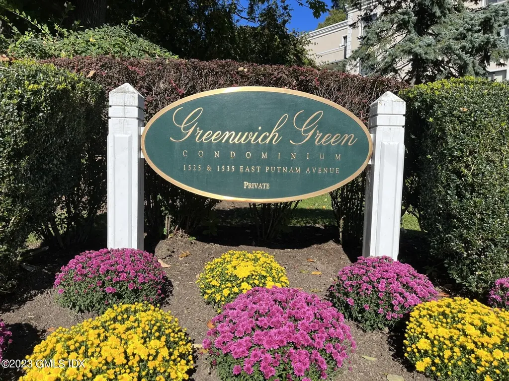 1525 E Putnam Avenue Old Greenwich CT 06870