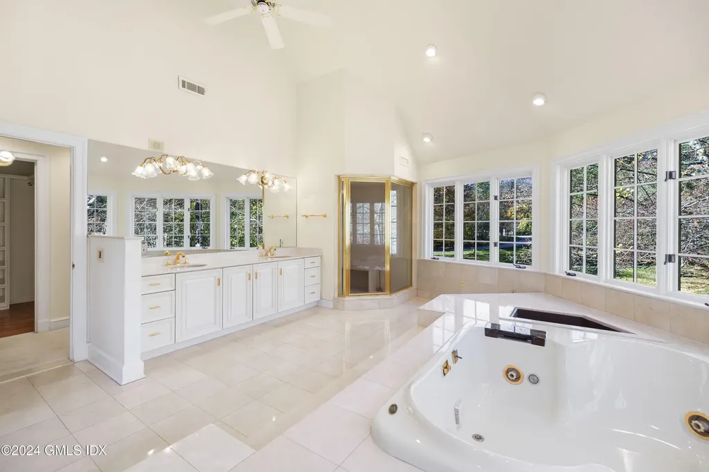 534 Stanwich Road Greenwich CT 06831