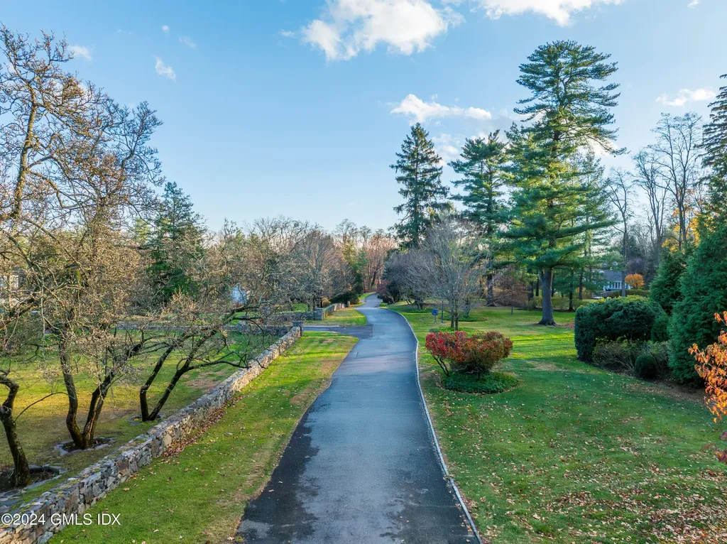 534 Stanwich Road Greenwich CT 06831