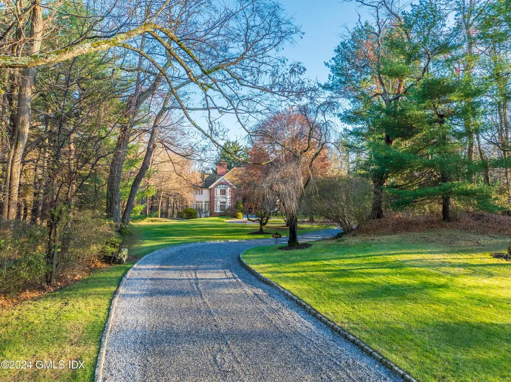 534 Stanwich Road Greenwich CT 06831