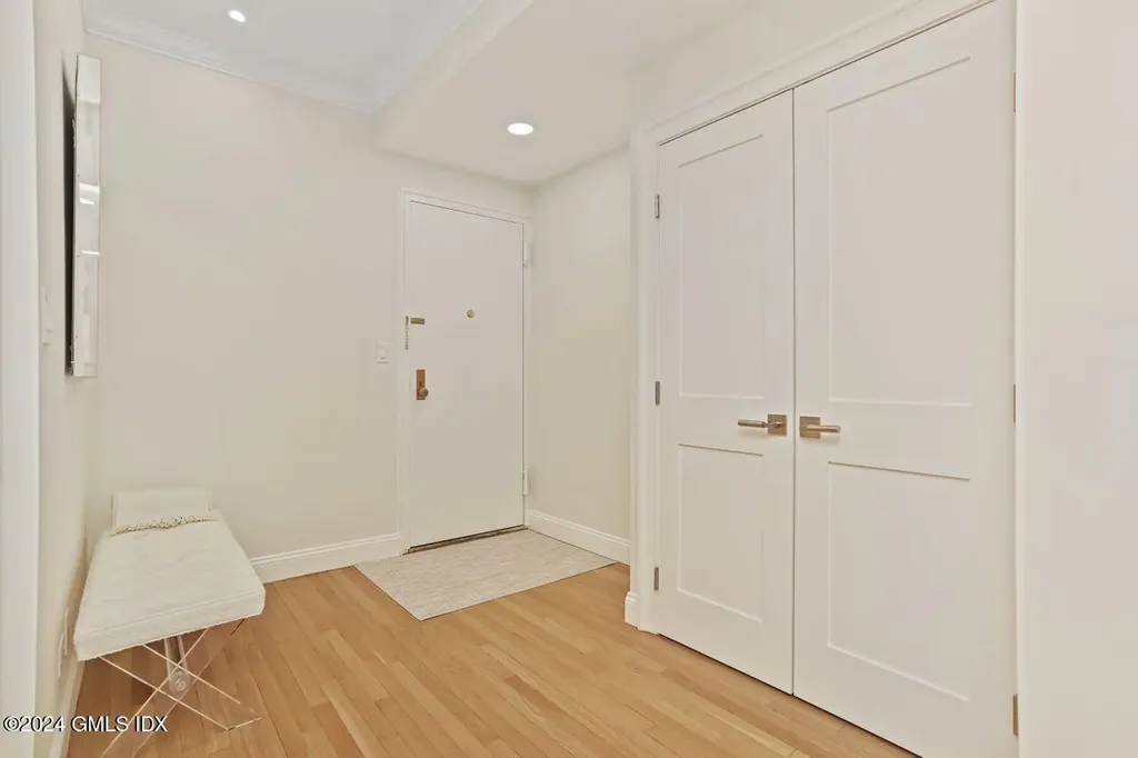 40 W Elm Street Greenwich CT 06830