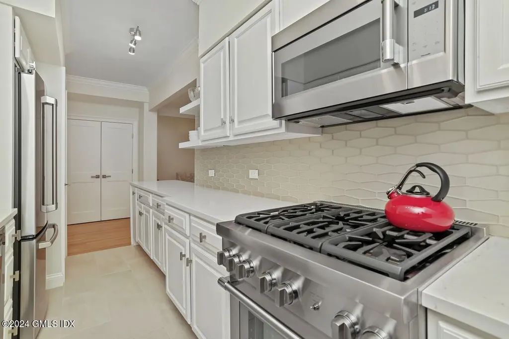 40 W Elm Street Greenwich CT 06830