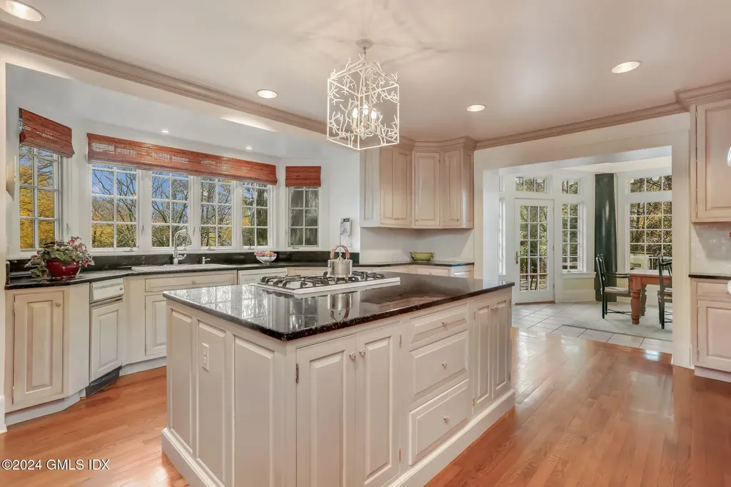 146 Brookside Drive Greenwich CT 06831