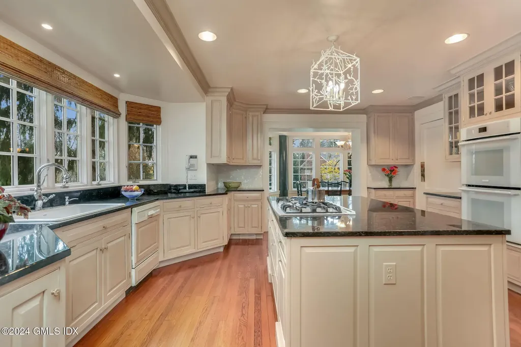 146 Brookside Drive Greenwich CT 06831