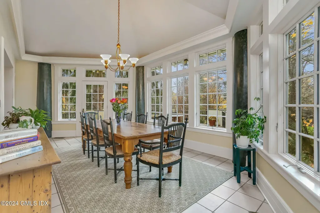 146 Brookside Drive Greenwich CT 06831