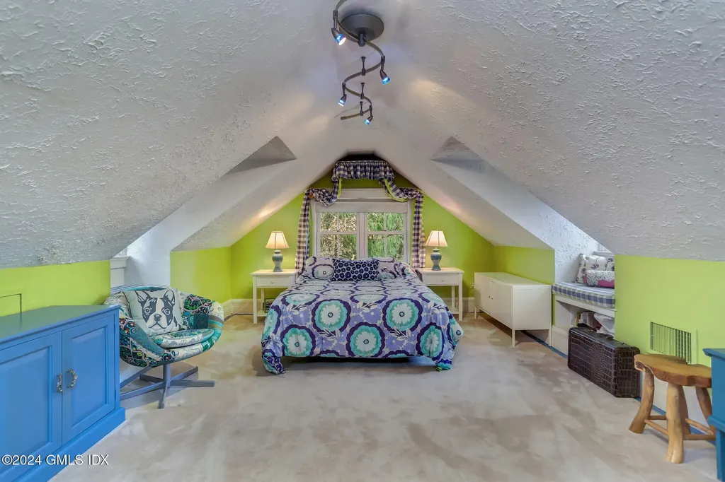 146 Brookside Drive Greenwich CT 06831