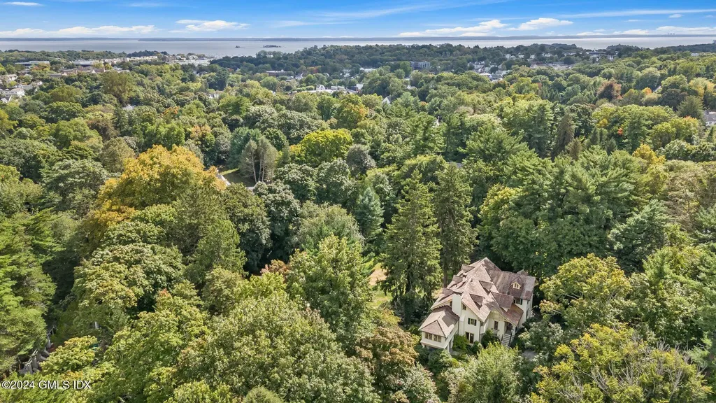 146 Brookside Drive Greenwich CT 06831