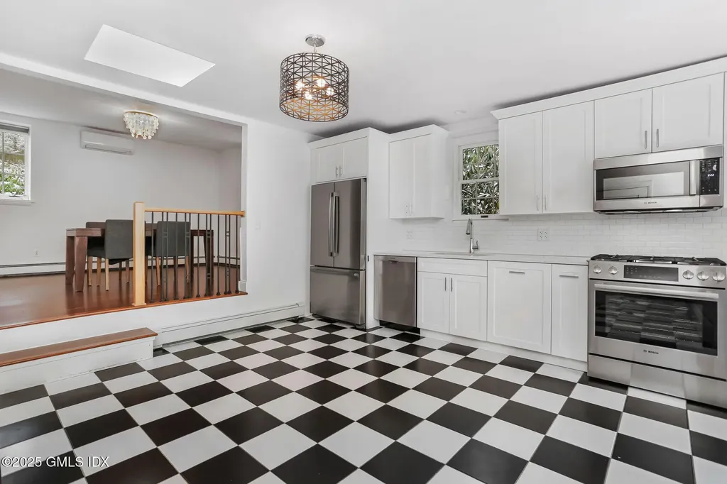 146 Brookside Drive Greenwich CT 06831
