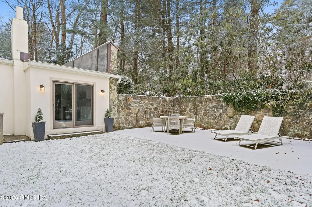 146 Brookside Drive Greenwich CT 06831