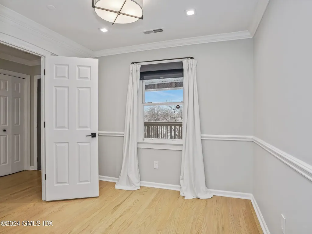 51 Forest Avenue Old Greenwich CT 06870