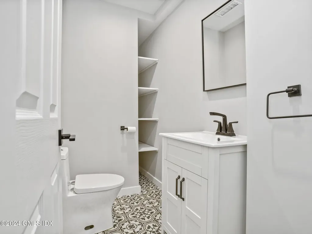 51 Forest Avenue Old Greenwich CT 06870