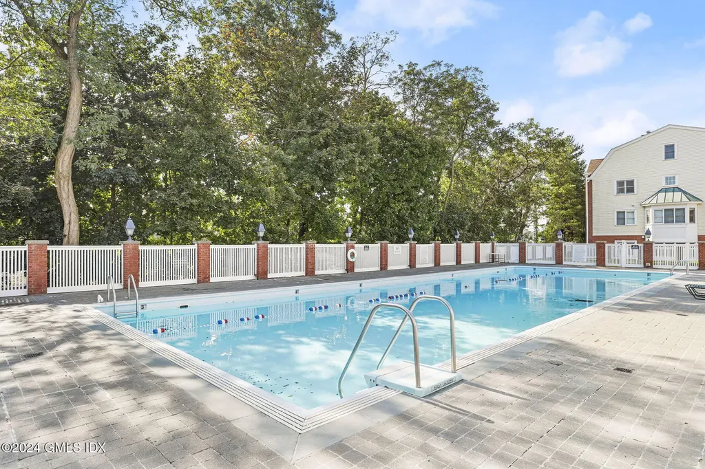 51 Forest Avenue Old Greenwich CT 06870