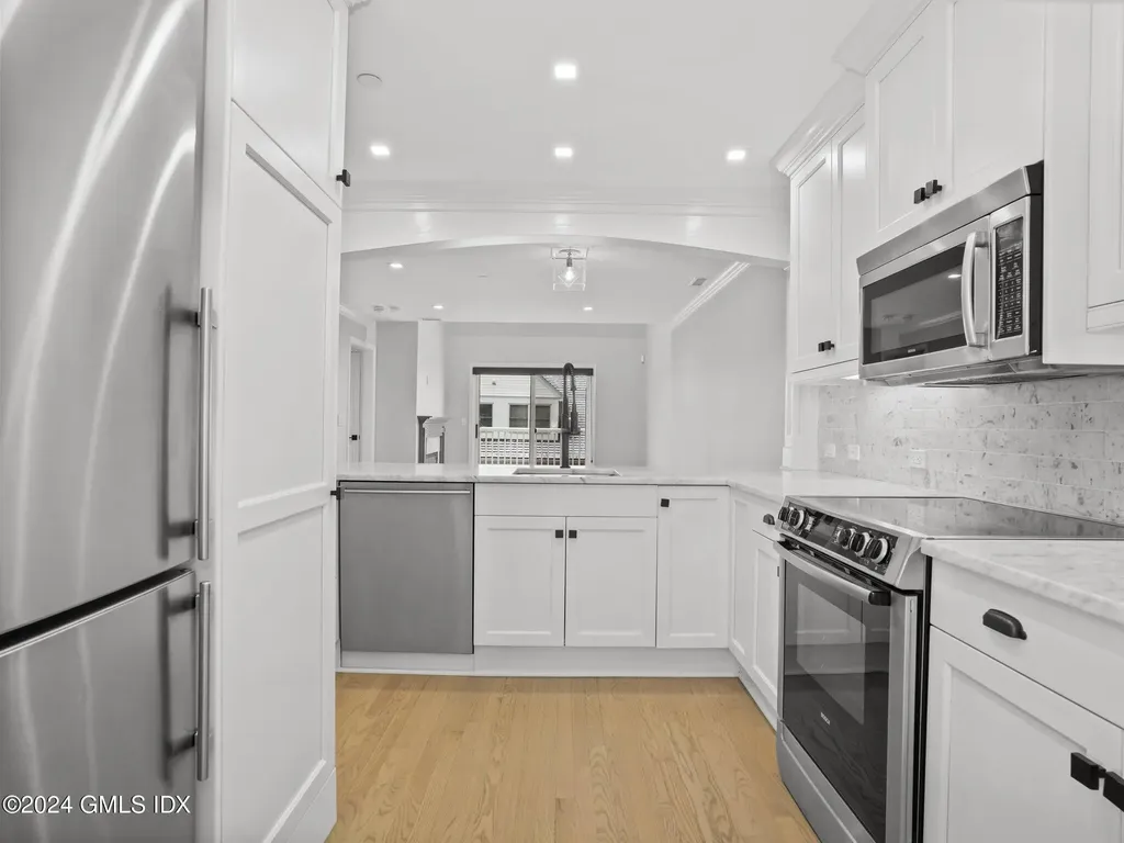 51 Forest Avenue Old Greenwich CT 06870