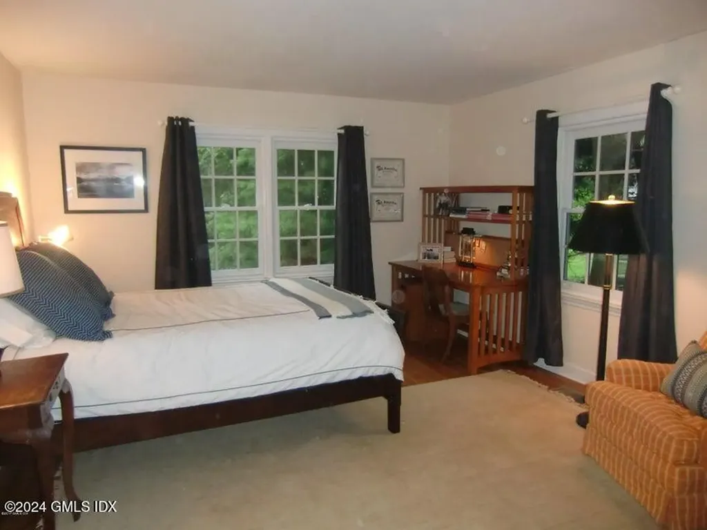 147 Shore Road Old Greenwich CT 06870