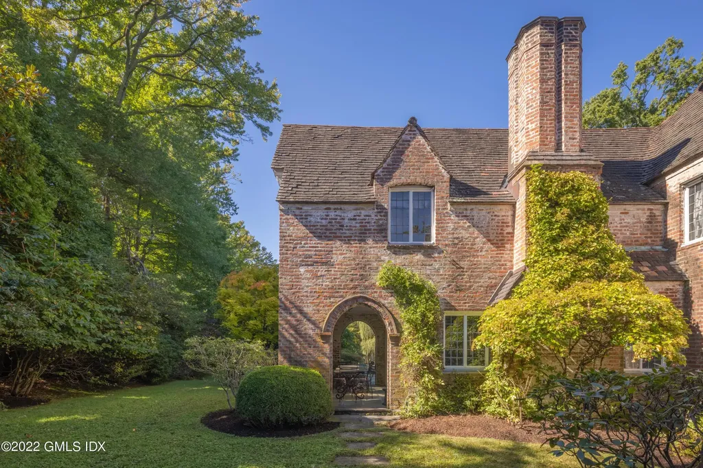 520 Indian Field Road Greenwich CT 06830